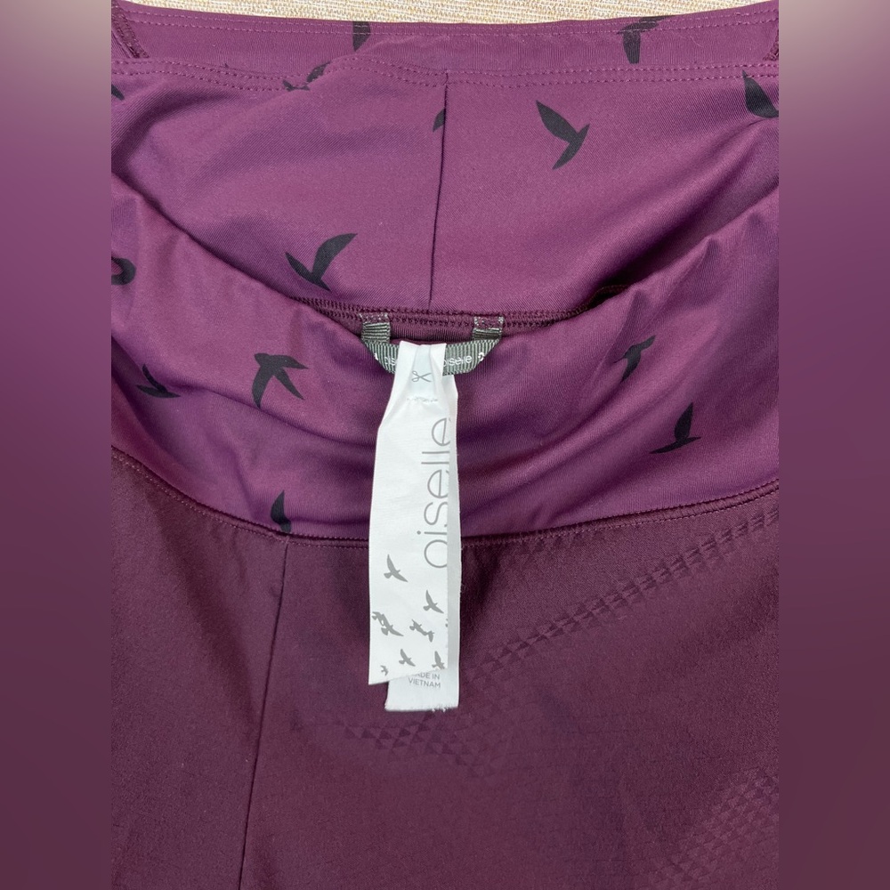 Oiselle Women’s Size 4 Purple Lined 4in Athletic Running Shorts Bird Design - Picture 7 of 10